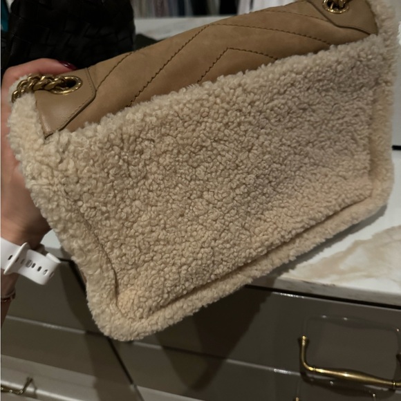 SAINT LAURENT NIKI shearling bag - Picture 4 of 4